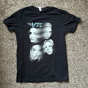 NEVER WORN Medium Black Cotton Rock Tshirt for “The Aces”, 100% cotton